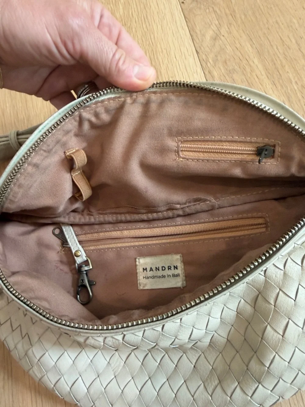 MANDRN Woven Leather Belt Bag in Light Beige - Picture 5 of 5